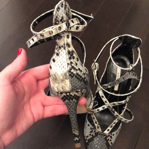 Zara Faux Snakeskin Strappy Shoe - Picture 7 of 8